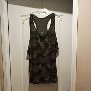 Old Navy Green and Black Camouflage Tank Top